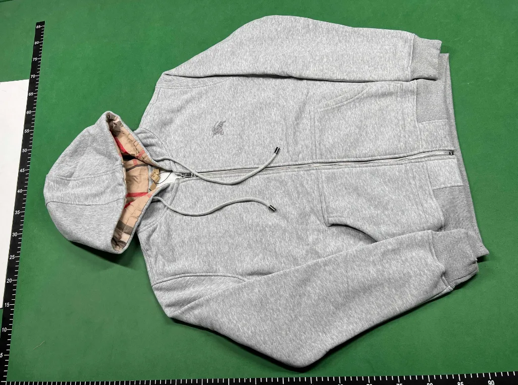 BURBERRY ZIP UP 2 COLOURWAYS