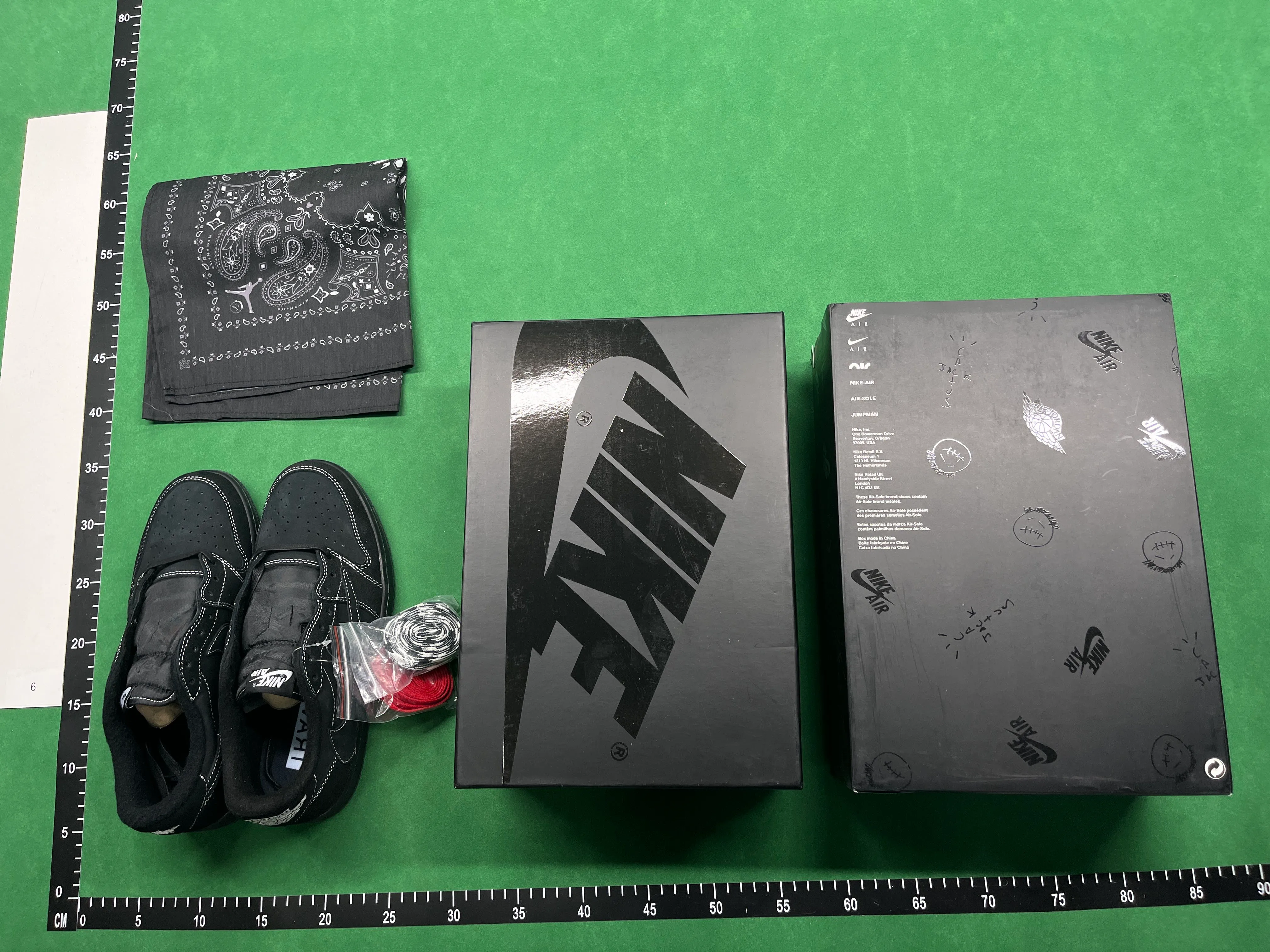 VT BATCH SB dunk and Travis thumbnail 4