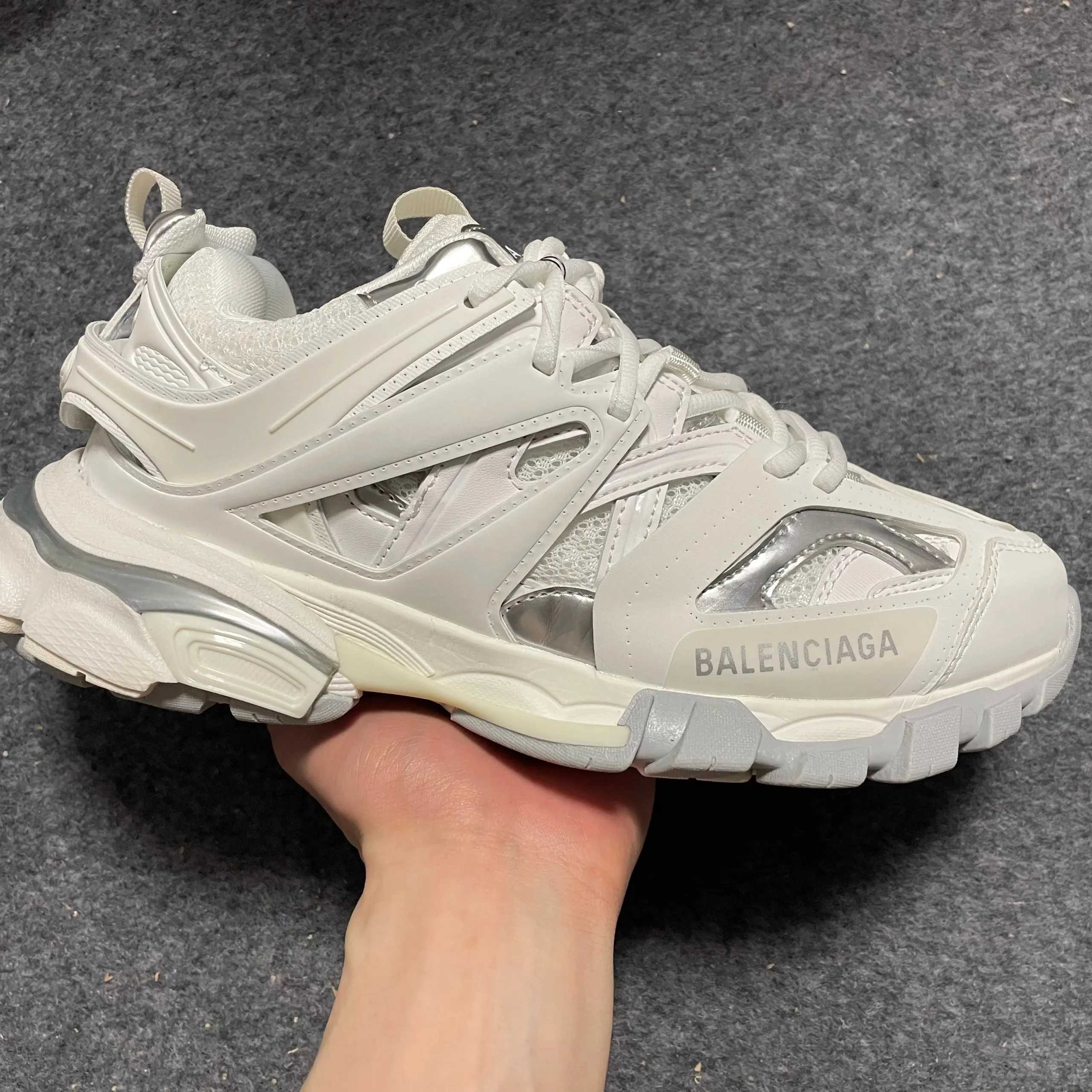 Balenciaga Track GOOD thumbnail 4