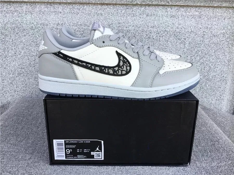 Air Jordan 1 low Dior - Image 1