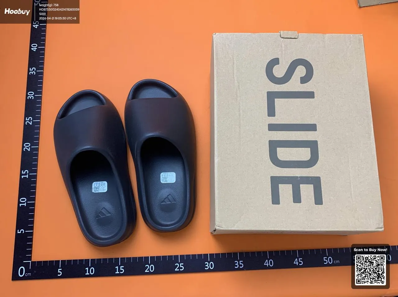 Yeezy slides - Image 1