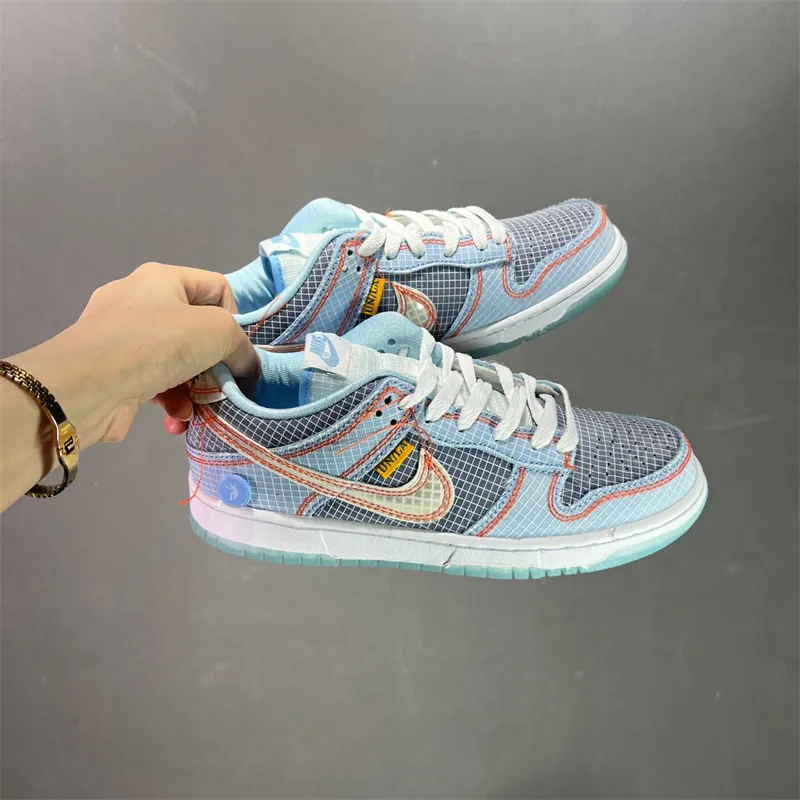 Nike SB Zoom Dunk Low - Image 1