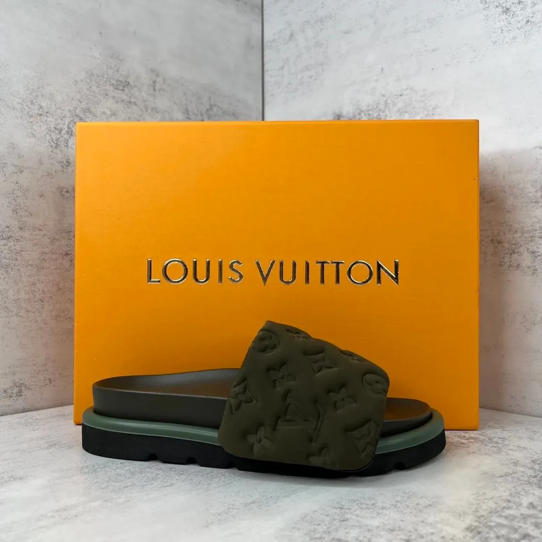 LV slipper - Image 1