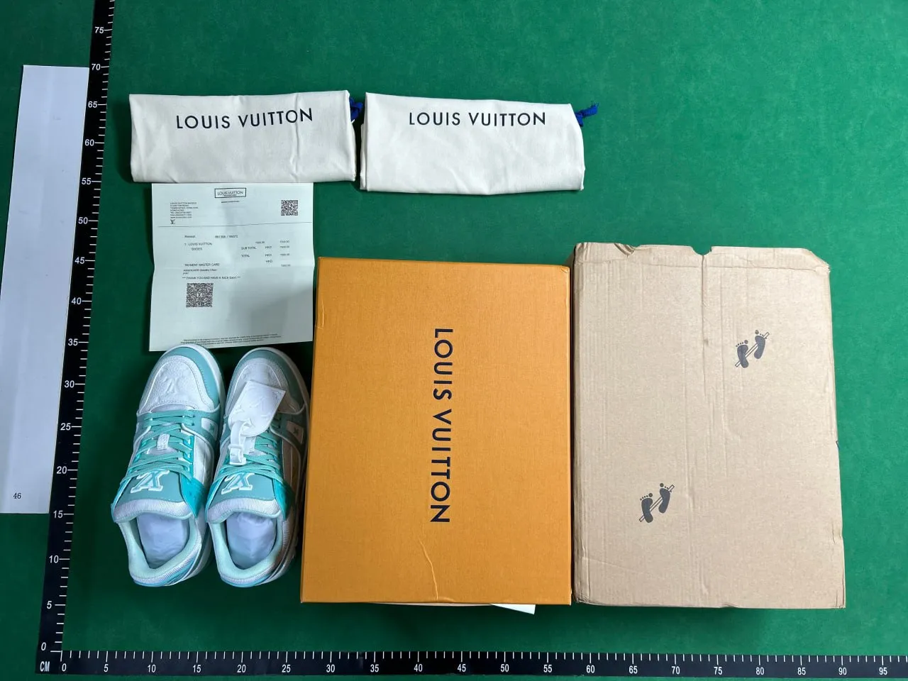LV Trainers - Image 1