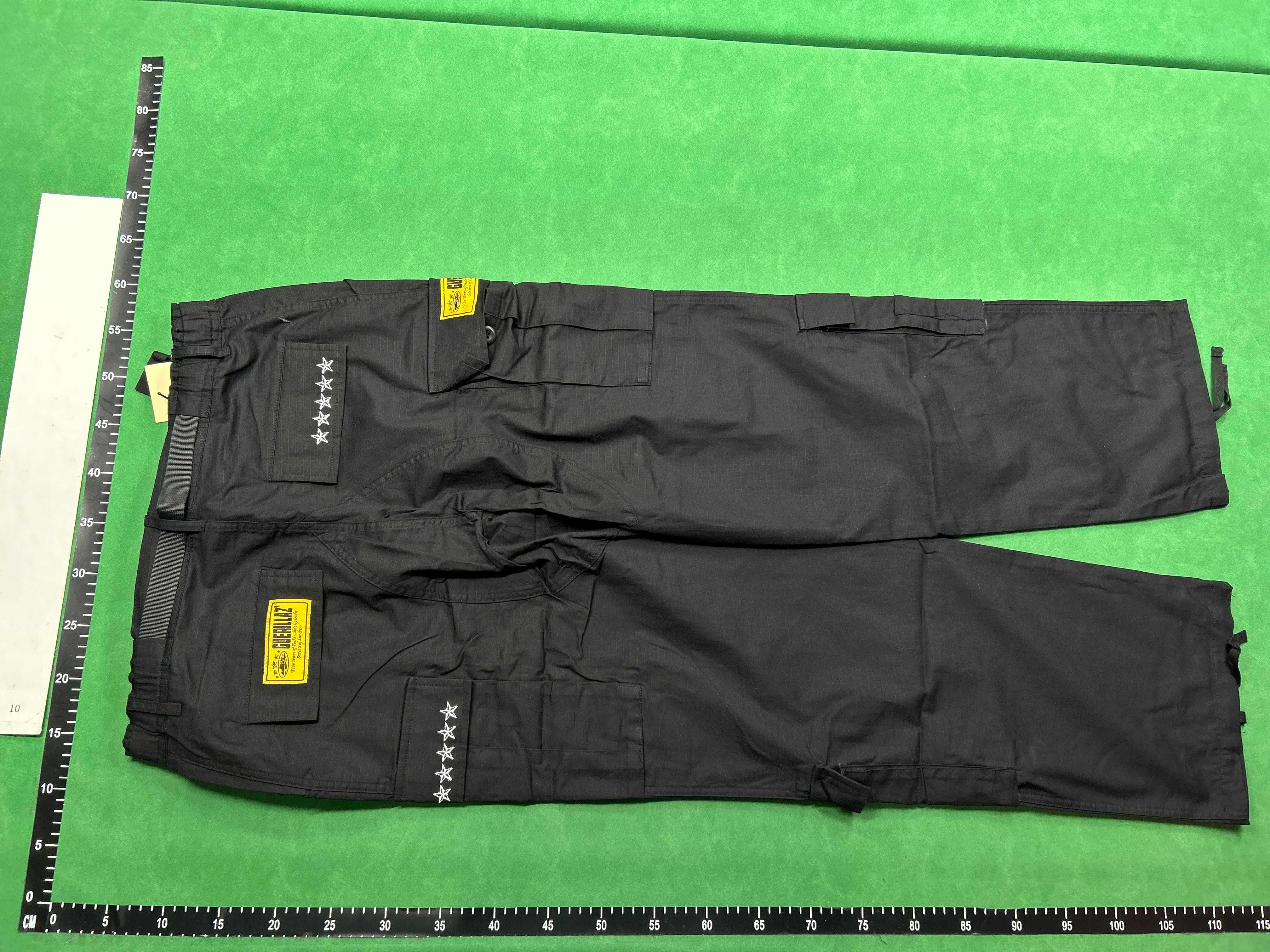 corteiz cargos thumbnail 3