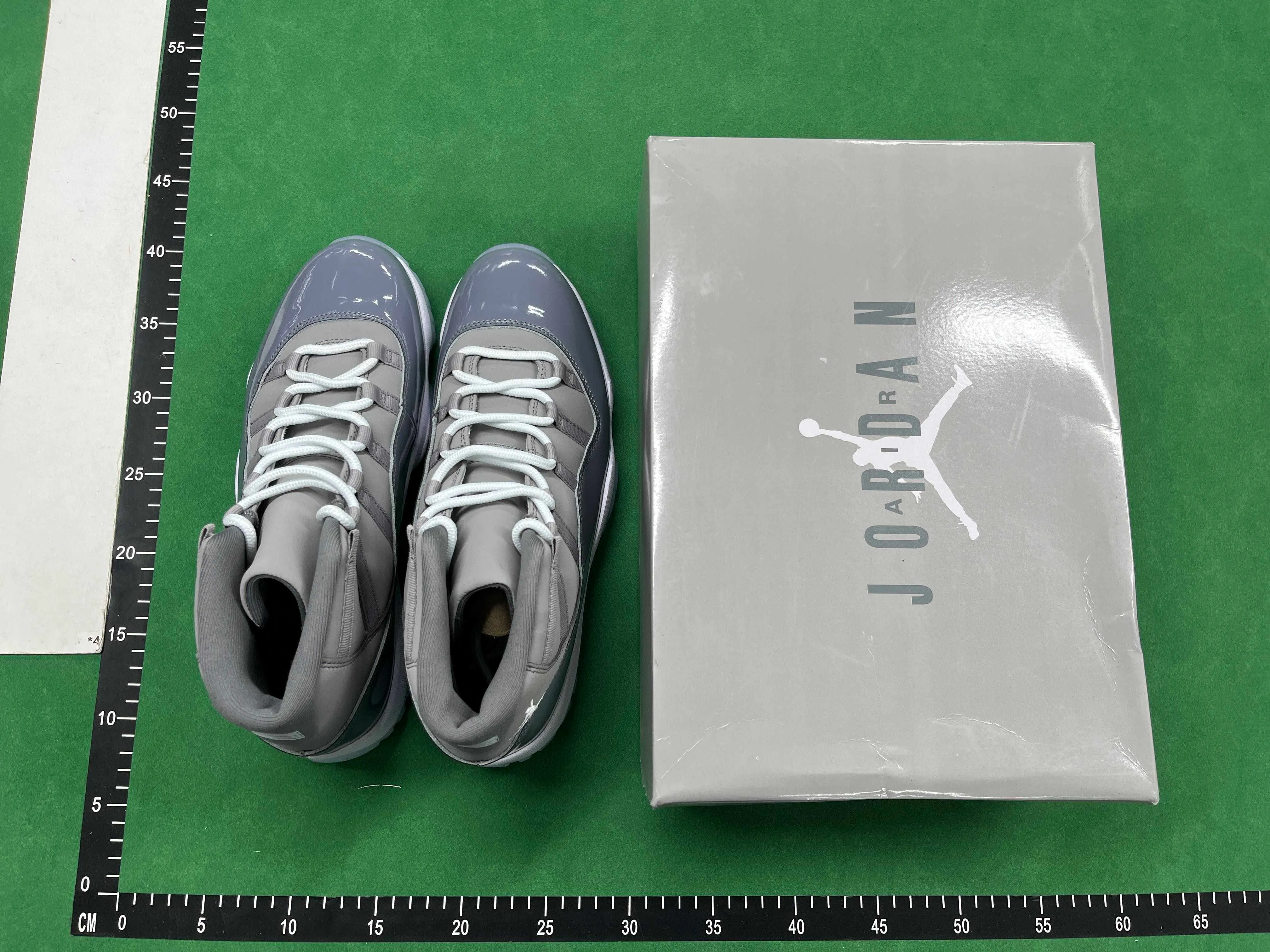 Jordan 11 vt thumbnail 2