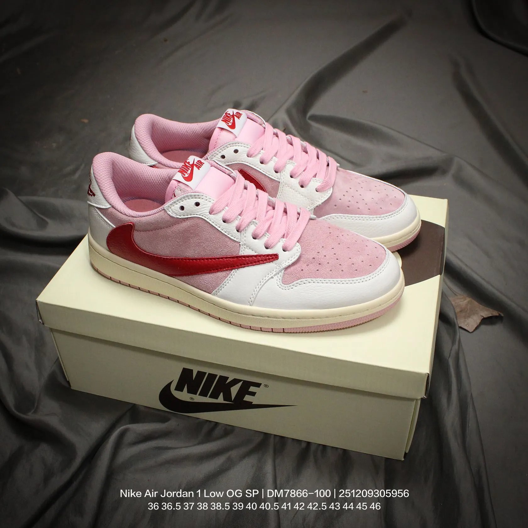 shoes — Nike Dunk Low Collab Sneakers from Weidian